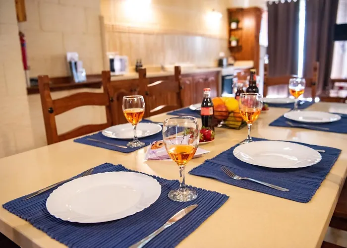 Ta Lucija Sleeps 4 With Private Pool Villa Marsalforn